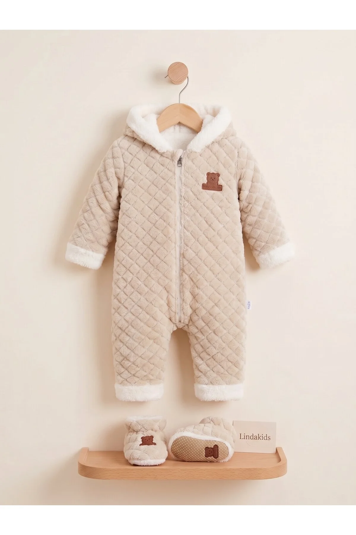 Önden Fermuarlı Peluş Kabartmalı Kapüşonlu Yumuşak ( EXTRA PATİKLİ) Bebek Tulum/Takım